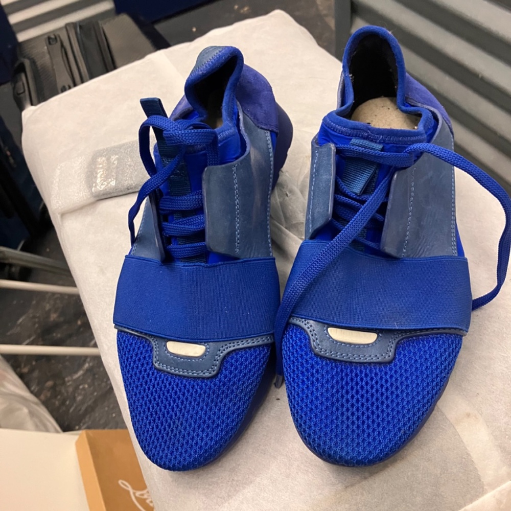 Balenciaga Race Runners Sneakers - Picture 7 of 7